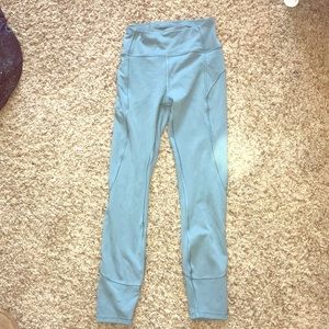 Lululemon leggings size 4
